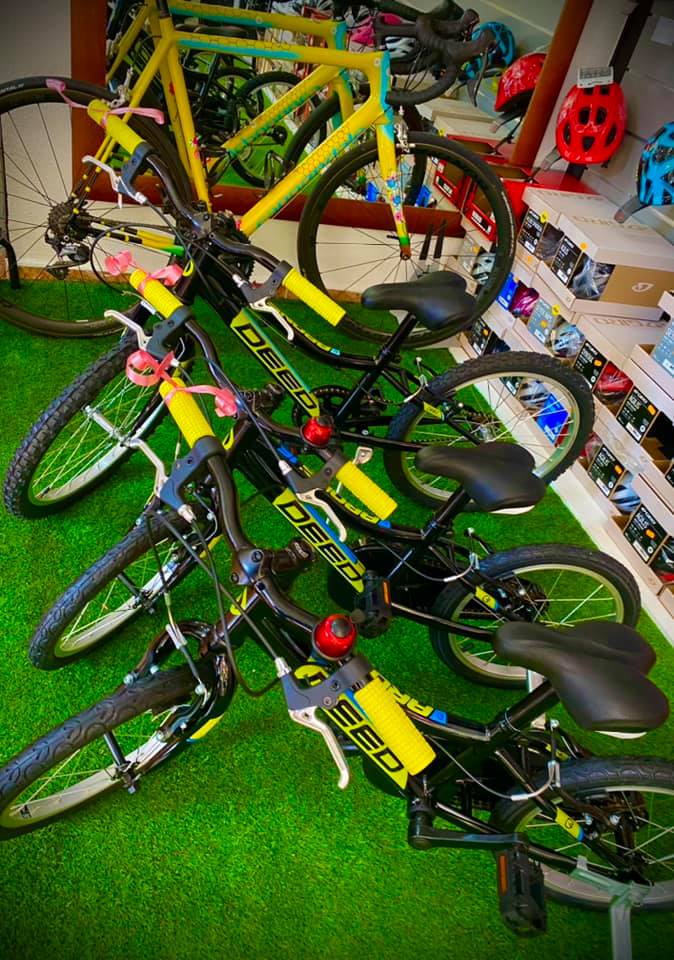 Bicicletas infantiles en la tienda de bicicletas Quesada Bikes